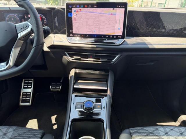 Volkswagen Tiguan image 6