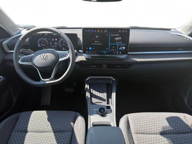 Volkswagen T-Roc image 4