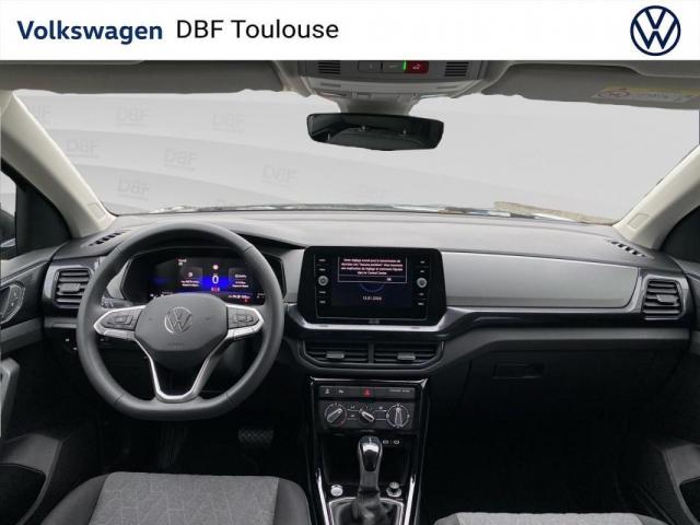 Volkswagen T-Cross image 3