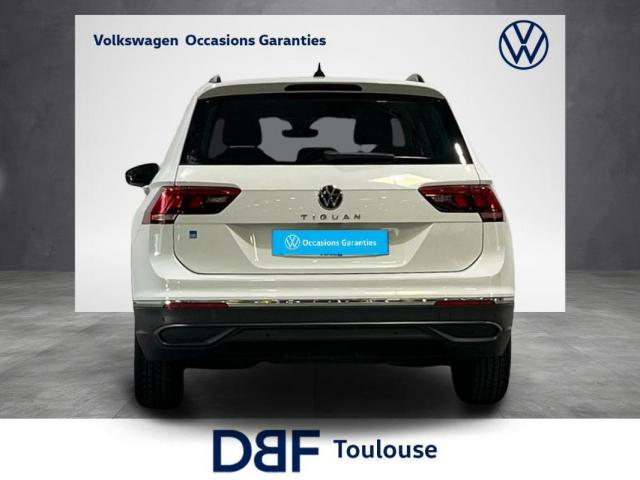 Volkswagen Tiguan image 9