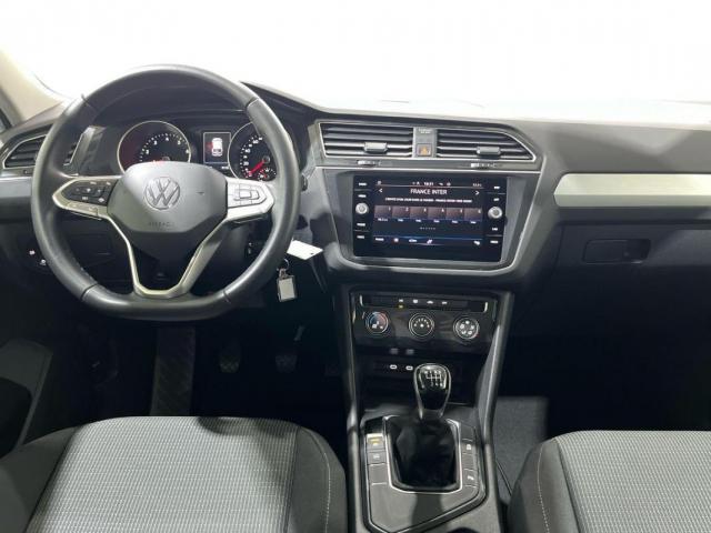 Volkswagen Tiguan image 8
