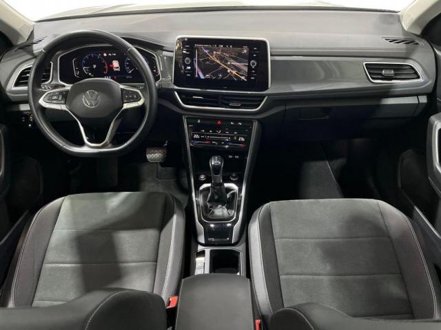 Volkswagen T-Roc image 4
