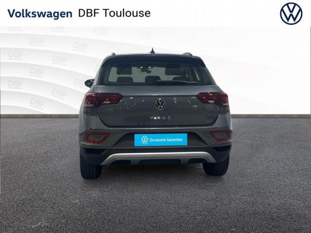 Volkswagen T-Roc image 2