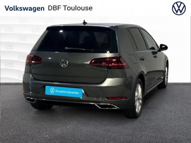 Volkswagen Golf image 9