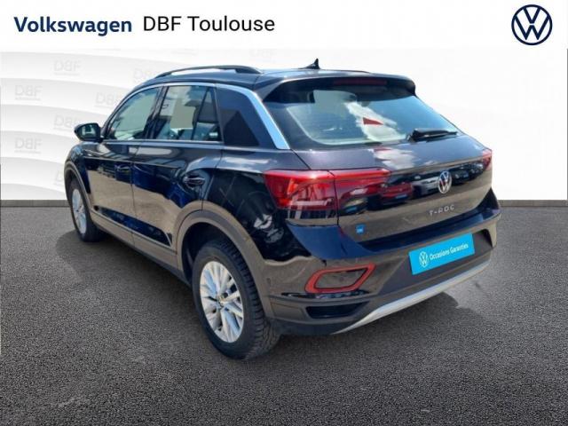 Volkswagen T-Roc image 9