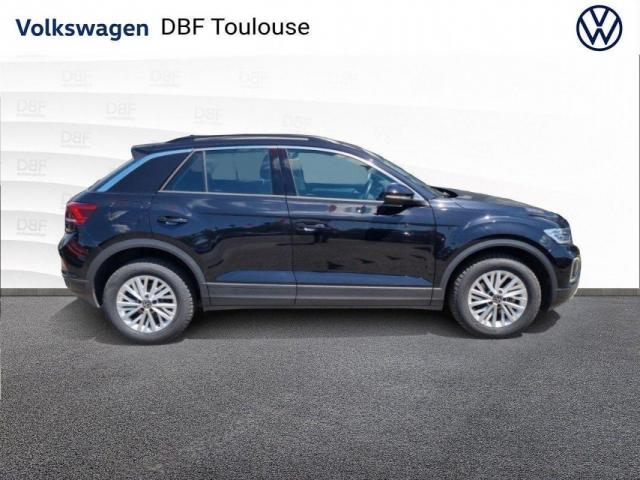 Volkswagen T-Roc image 8
