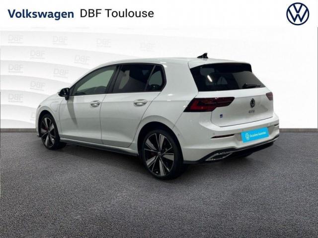 Volkswagen Golf image 6