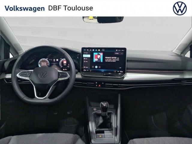 Volkswagen Golf image 6
