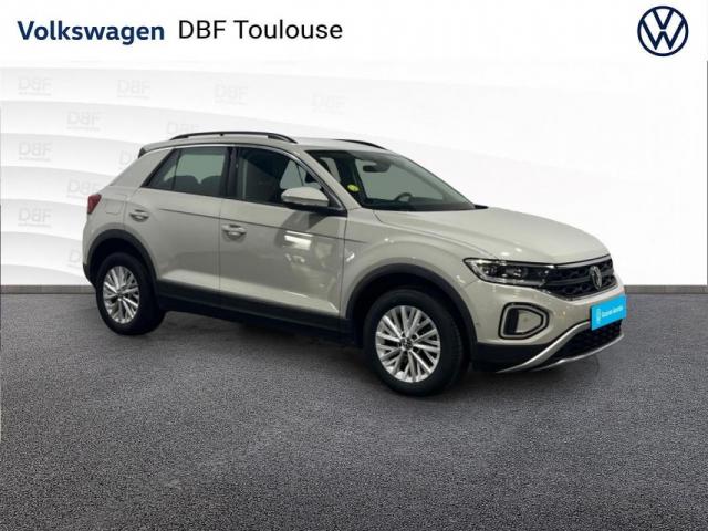 Volkswagen T-Roc image 2