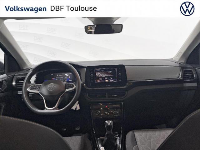 Volkswagen T-Cross image 1