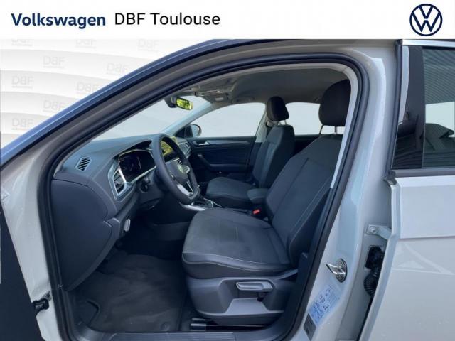 Volkswagen T-Roc image 6