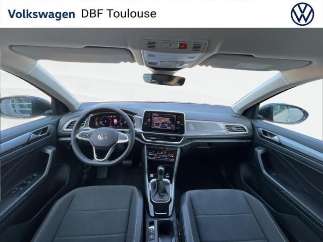 Volkswagen T-Roc image 5