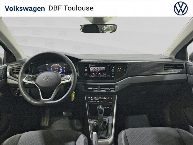 Volkswagen T-Roc image 2