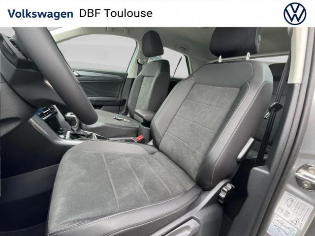 Volkswagen T-Roc image 4