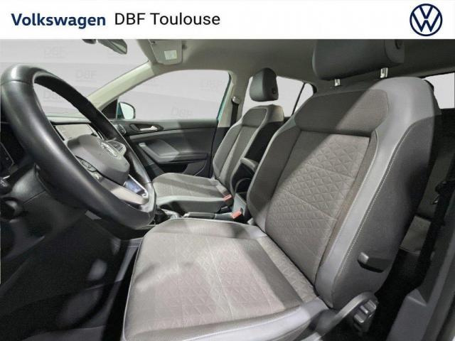 Volkswagen T-Cross image 2