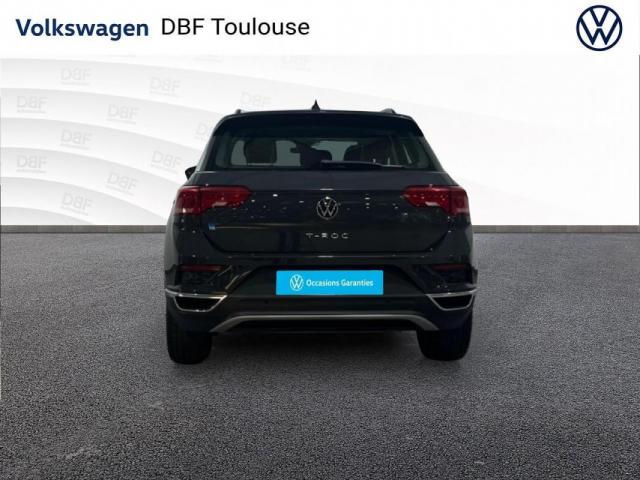 Volkswagen T-Roc image 9