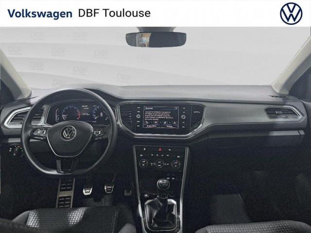 Volkswagen T-Roc image 8
