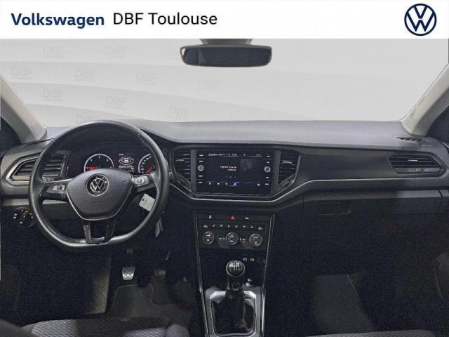 Volkswagen T-Roc image 5