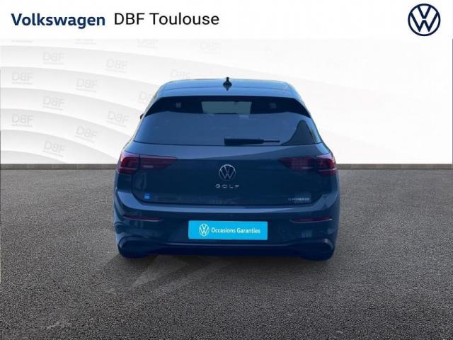 Volkswagen Golf image 8