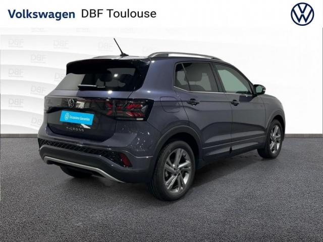 Volkswagen T-Cross image 2