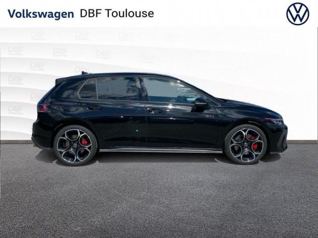 Volkswagen Golf image 8