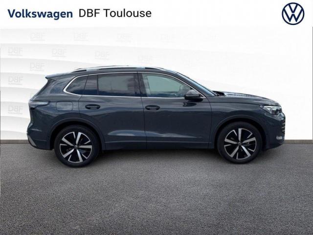 Volkswagen Tiguan image 8