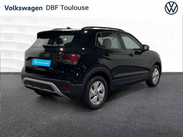 Volkswagen T-Cross image 3