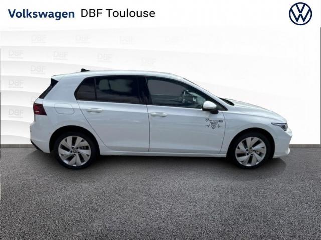 Volkswagen Golf image 9
