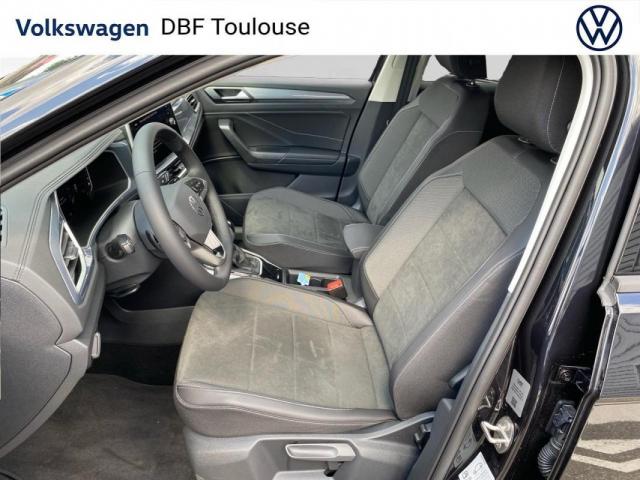 Volkswagen T-Roc image 6
