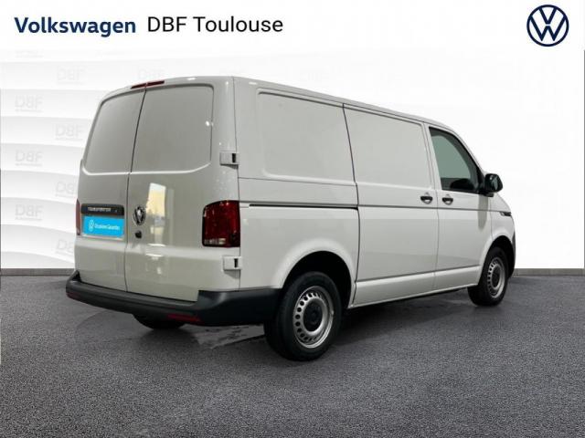 Volkswagen Transporter image 9