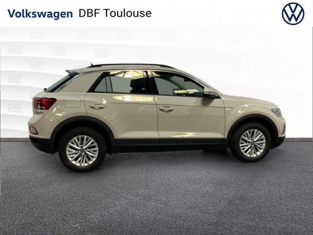 Volkswagen T-Roc image 3