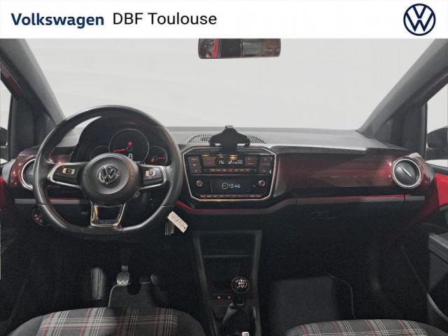 Volkswagen Up! image 1