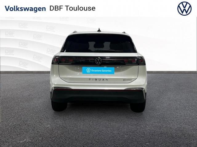 Volkswagen Tiguan image 8