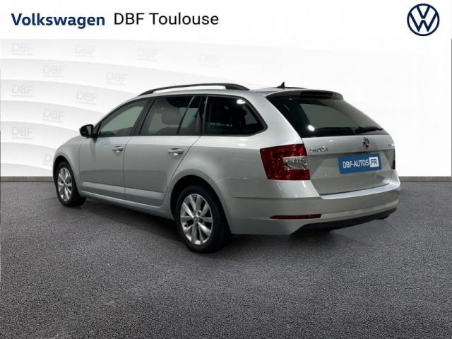 Skoda Octavia image 3