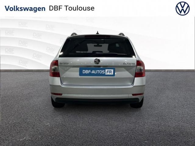 Skoda Octavia image 9