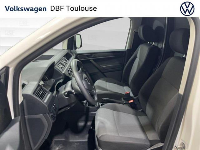 Volkswagen Caddy Van image 3