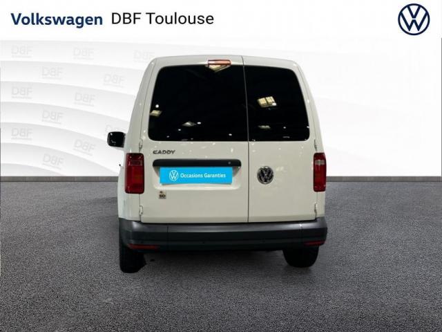 Volkswagen Caddy Van image 9
