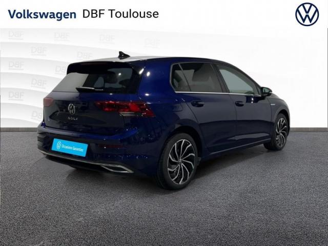 Volkswagen Golf image 9