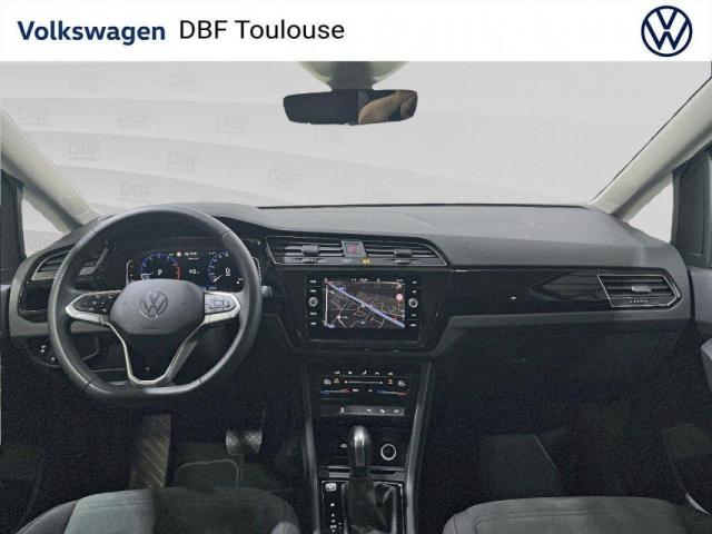 Volkswagen Touran image 9