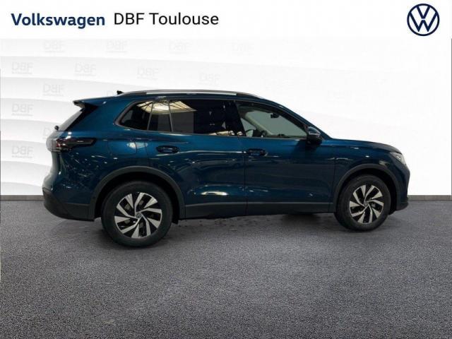 Volkswagen Tiguan image 8