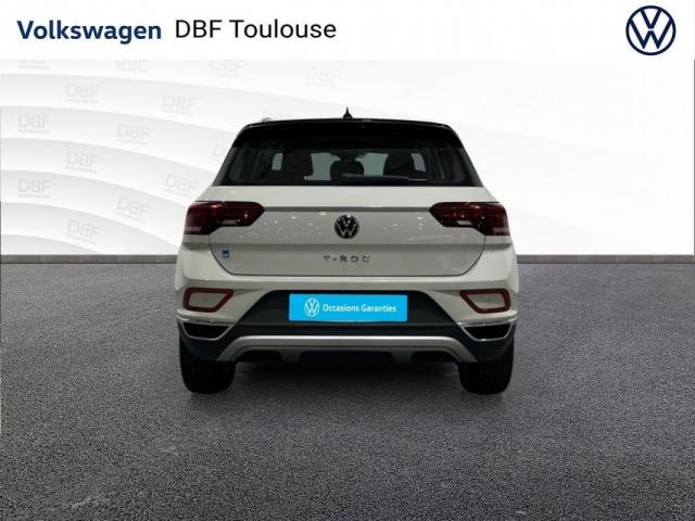 Volkswagen T-Roc image 2