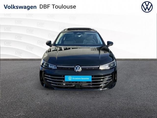 Volkswagen Passat image 8
