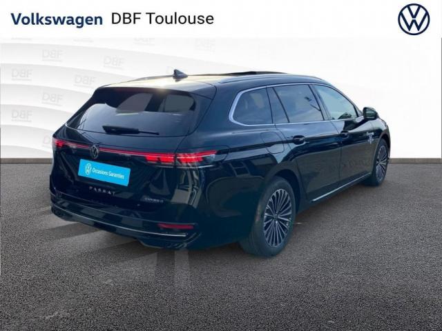 Volkswagen Passat image 2