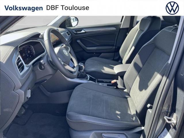 Volkswagen T-Roc image 5