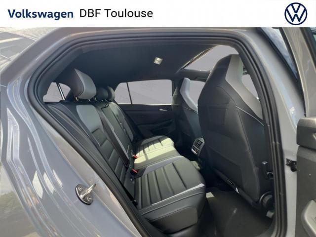 Volkswagen Golf image 9