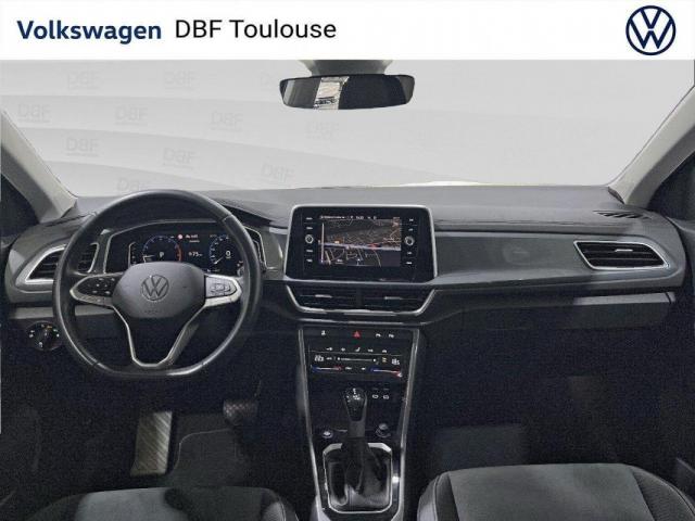 Volkswagen T-Roc image 2