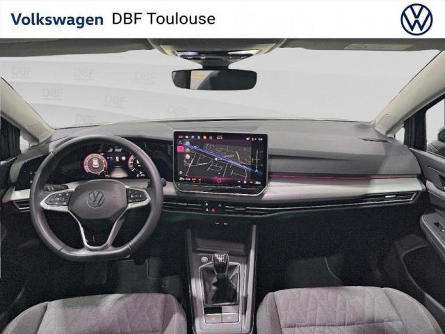 Volkswagen Golf image 8