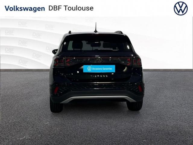 Volkswagen T-Cross image 2