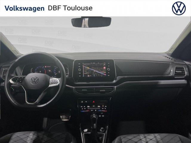 Volkswagen T-Cross image 2