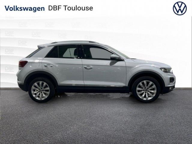 Volkswagen T-Roc image 9